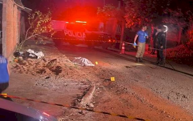 Briga por latido de cachorro termina com homem morto