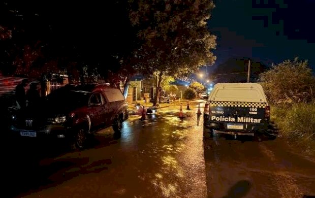 Jovem reduz velocidade em quebra-molas e é assassinado a tiros