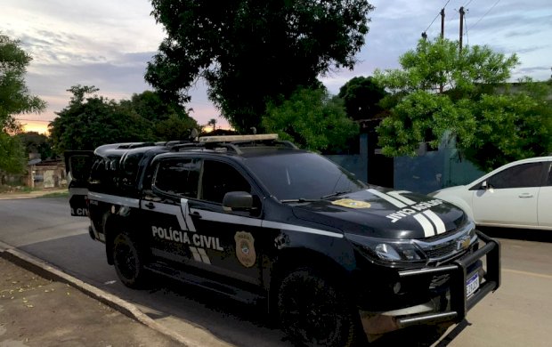 Após divulgação de cartaz de procurado, autor de latrocínio se apresenta à Polícia Civil