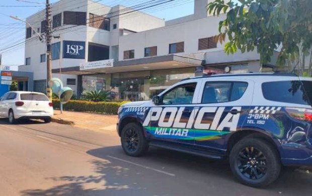 Polícia é chamada para despejar arrendatários de hospital particular