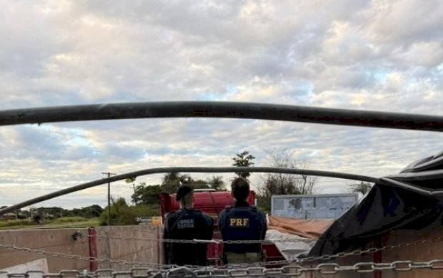 PRF e PM apreendem 4 toneladas de maconha em Nova Andradina (MS)