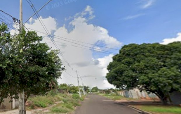 Vizinho esfaqueia homem durante discussão e vítima fica em estado grave